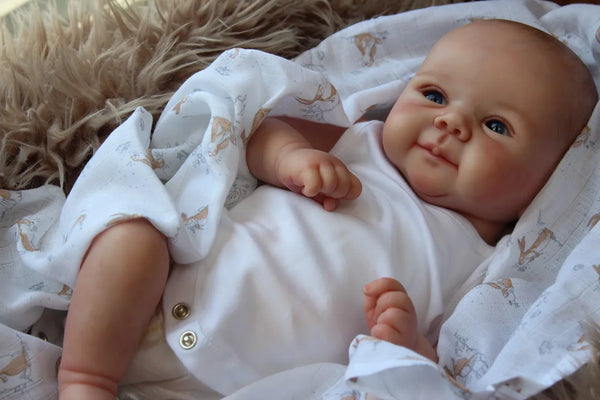 19-inch Lifelike Reborn Baby Doll